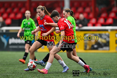 20251115-132425 Chatham Town FC Girls U15 Reds v Lewes FC Select Girls U15