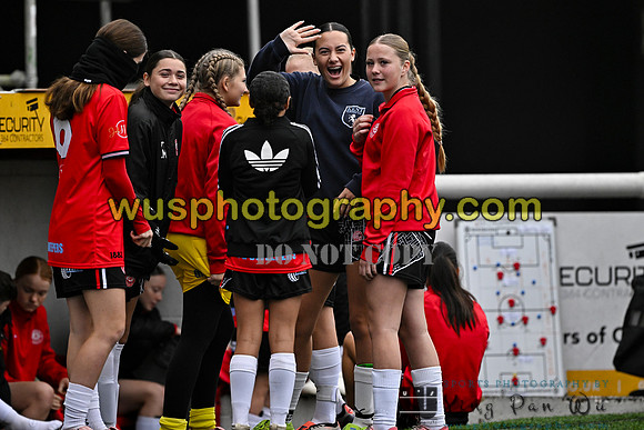 20251115-112228 Chatham Town FC Girls U15 Reds v Lewes FC Select Girls U15