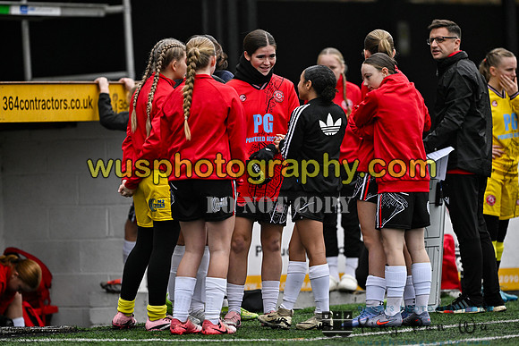 20251115-112404 Chatham Town FC Girls U15 Reds v Lewes FC Select Girls U15