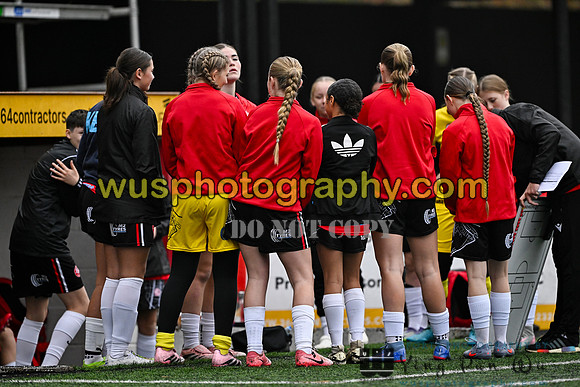 20251115-112440 Chatham Town FC Girls U15 Reds v Lewes FC Select Girls U15