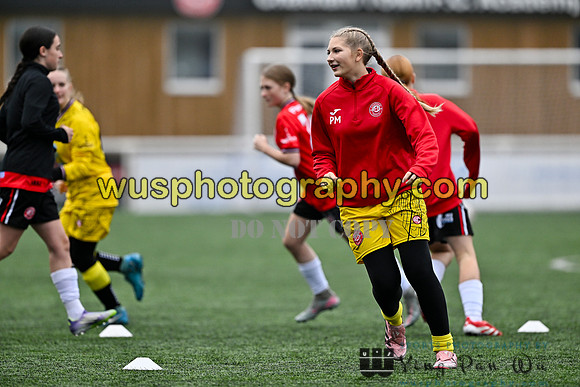 20251115-112750 Chatham Town FC Girls U15 Reds v Lewes FC Select Girls U15