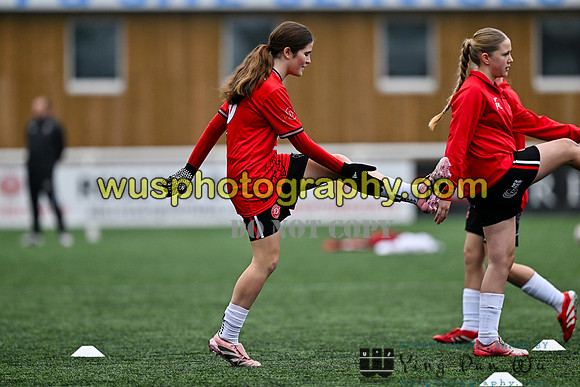 20251115-113057 Chatham Town FC Girls U15 Reds v Lewes FC Select Girls U15