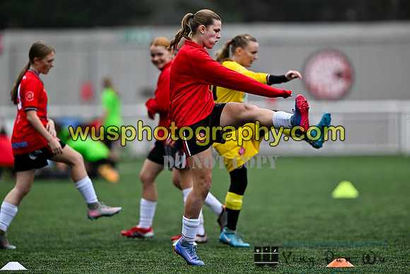 20251115-113040 Chatham Town FC Girls U15 Reds v Lewes FC Select Girls U15