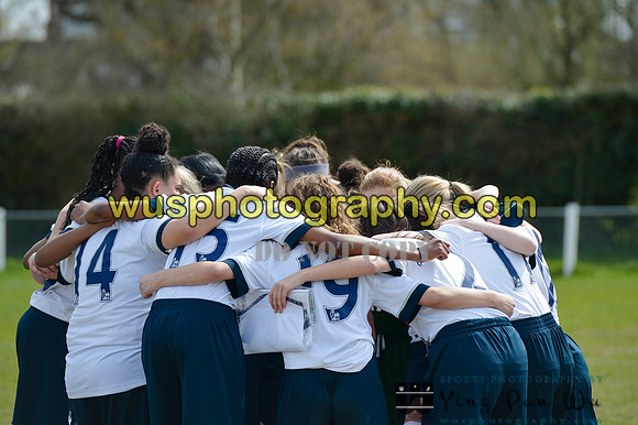 20160410-125936 Tottenham Hotspur Girls U16 Whites v Charlton Athletic Girls U16
