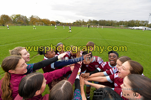 20221119-095652A Tottenham Hotspur Women FC Academy U15 v West Ham United Academy Girls U15