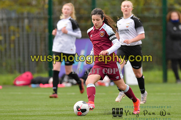 20211211-113320 West Ham United Academy Girls U16 v London Bees Academy U16