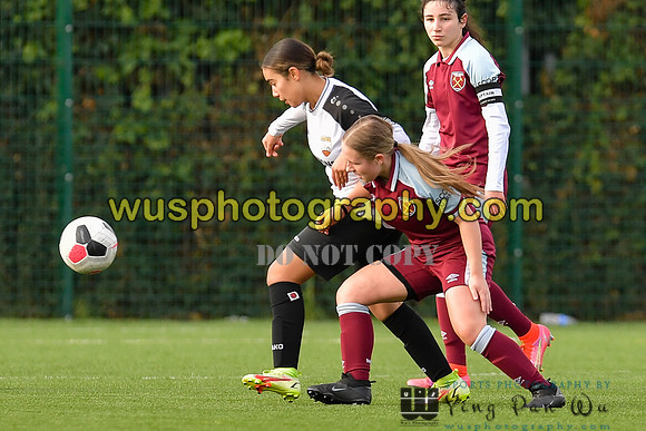 20211211-111909 West Ham United Academy Girls U16 v London Bees Academy U16