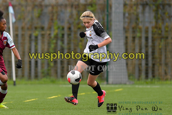 20211211-120343 West Ham United Academy Girls U16 v London Bees Academy U16