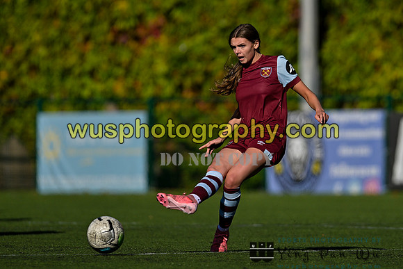 20240928-102652A Millwall Lionesses U18 v West Ham United Development U18