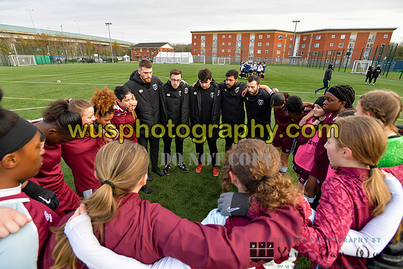 20211211-103616 West Ham United Academy Girls U16 v London Bees Academy U16