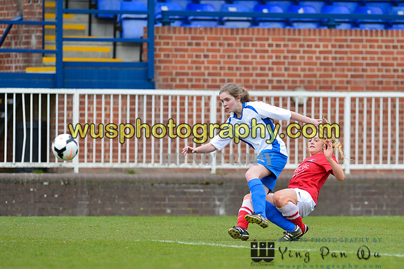 20150419-105102-3 Charlton Athletic Girls U16 v Enfield Town Ladies Youth U16