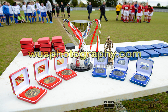20150419-120942 Charlton Athletic Girls U16 v Enfield Town Ladies Youth U16