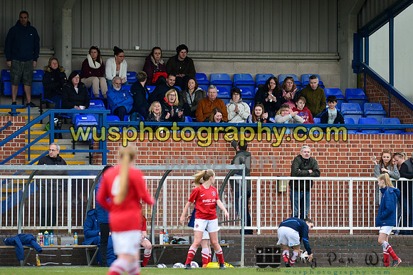 20150419-113956 Charlton Athletic Girls U16 v Enfield Town Ladies Youth U16