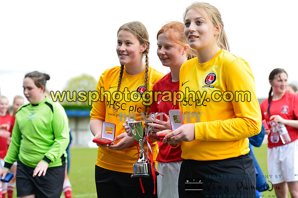 20150419-122028 Charlton Athletic Girls U16 v Enfield Town Ladies Youth U16