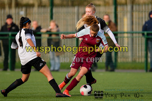 20211211-105716B West Ham United Academy Girls U16 v London Bees Academy U16