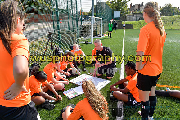 20200919-134223 London Bees Academy U16 v AFC Wimbledon Girls U16