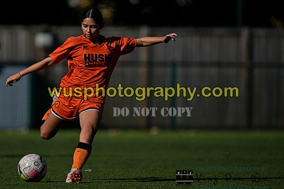20240928-110310C Millwall Lionesses U18 v West Ham United Development U18