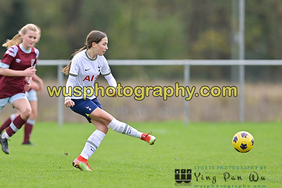 20221119-113200A Tottenham Hotspur Women FC Academy U15 v West Ham United Academy Girls U15