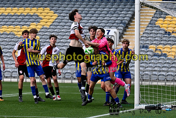 20250503-173709 Kings Lynn Town FC U16 v Woking FC U16