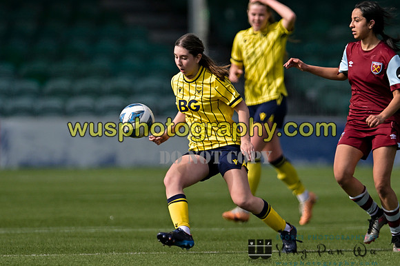20240420-162845 West Ham United Academy Girls U16 v Oxford United Women U16