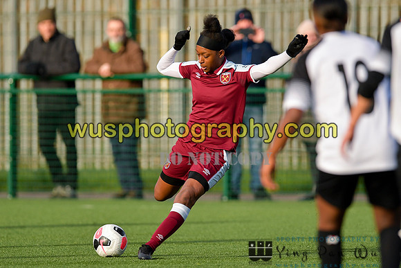 20211211-105216 West Ham United Academy Girls U16 v London Bees Academy U16