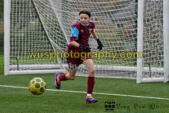 20241109-111558 West Ham United Performance Claret Girls U14 v Oxford United Girls U14