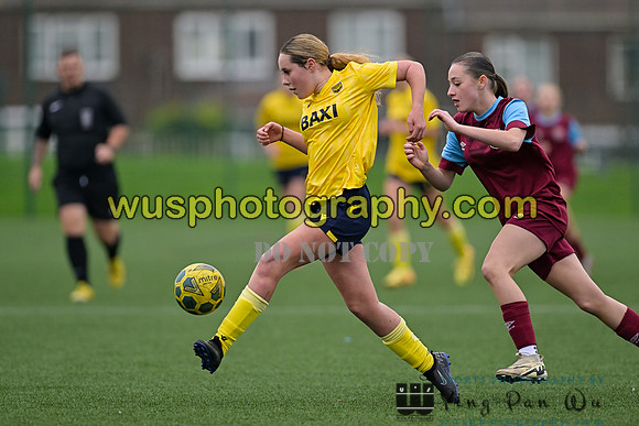 20241109-111446B West Ham United Performance Claret Girls U14 v Oxford United Girls U14