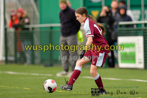 20211211-113059 West Ham United Academy Girls U16 v London Bees Academy U16