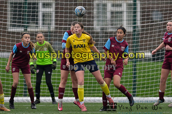 20241109-114240 West Ham United Performance Claret Girls U14 v Oxford United Girls U14