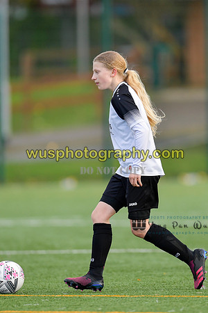 20201031-145637 London Bees Academy U14 v Millwall Lionesses Girls U14