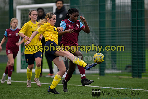 20241109-110006 West Ham United Performance Claret Girls U14 v Oxford United Girls U14