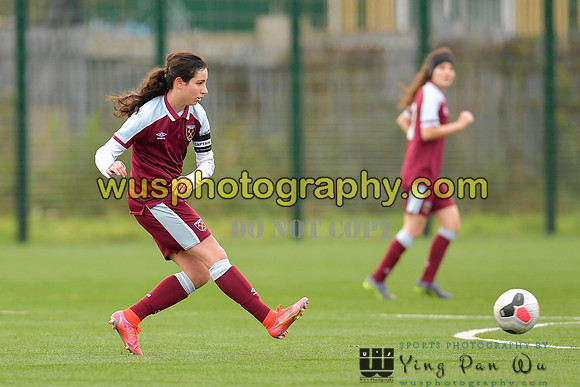20211211-113749A West Ham United Academy Girls U16 v London Bees Academy U16