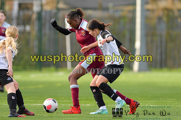 20211211-110842A West Ham United Academy Girls U16 v London Bees Academy U16