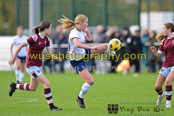 20221119-101710C Tottenham Hotspur Women FC Academy U15 v West Ham United Academy Girls U15