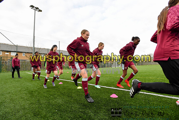 20211211-101835 West Ham United Academy Girls U16 v London Bees Academy U16