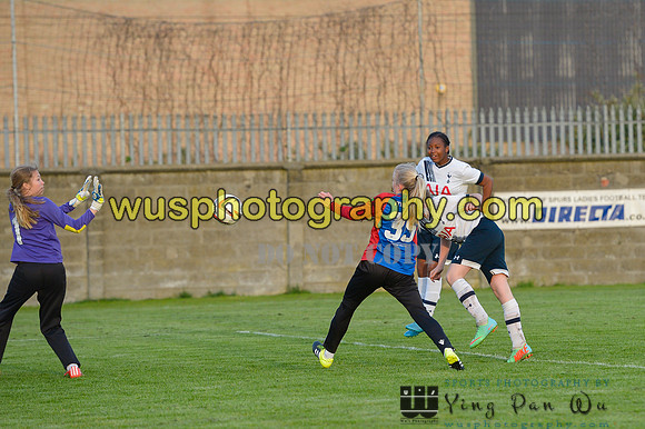 20160505-194400-2 Tottenham Hotspur Girls U12 and U13 v Årvoll IL Girls U12 and U13