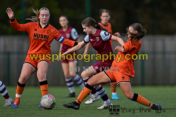 20240928-113816 Millwall Lionesses U18 v West Ham United Development U18
