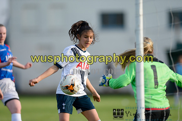 20160505-185341-3 Tottenham Hotspur Girls U12 and U13 v Årvoll IL Girls U12 and U13