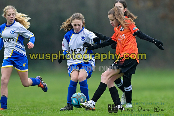 20250118-103751 Haywards Heath Town Youth FC Girls U12 v Whiteley Wanderers FC Girls U12 Kites