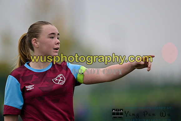 20241109-103359 West Ham United Performance Claret Girls U14 v Oxford United Girls U14