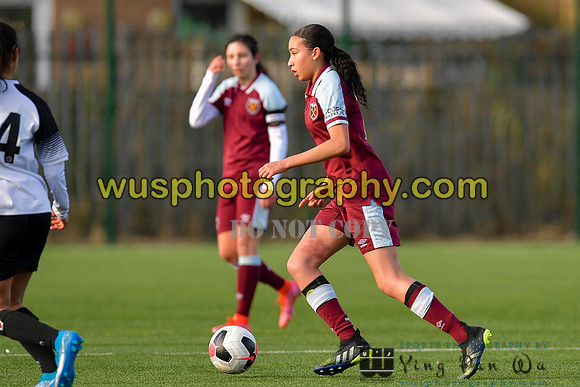 20211211-105356C West Ham United Academy Girls U16 v London Bees Academy U16