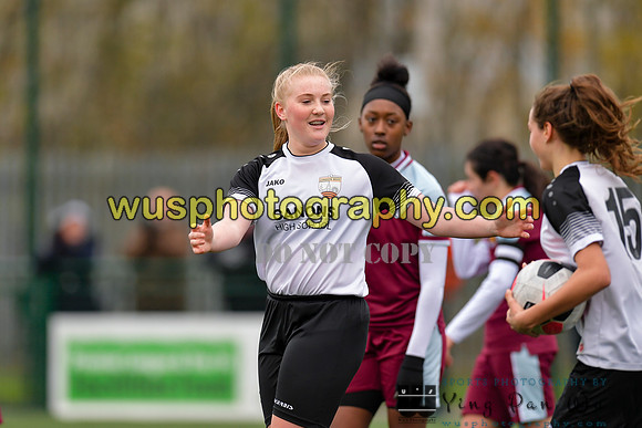 20211211-120551 West Ham United Academy Girls U16 v London Bees Academy U16