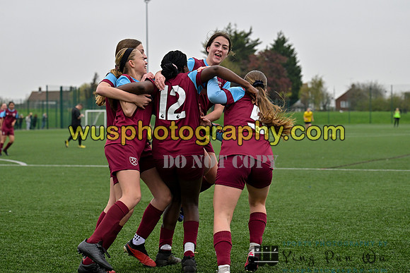 20241109-110224A West Ham United Performance Claret Girls U14 v Oxford United Girls U14