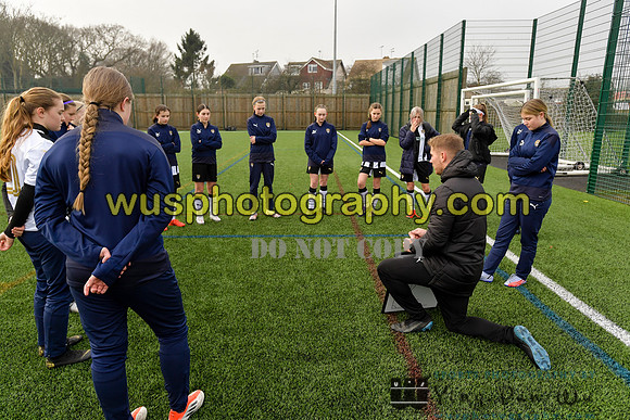 20220115-124840 West Ham United Academy Girls U14 v Notts County FC Girls U14