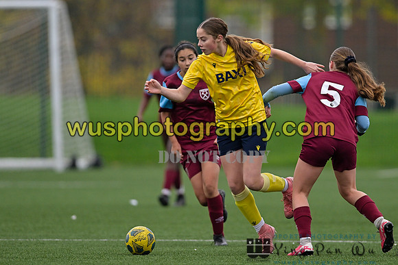 20241109-103902 West Ham United Performance Claret Girls U14 v Oxford United Girls U14