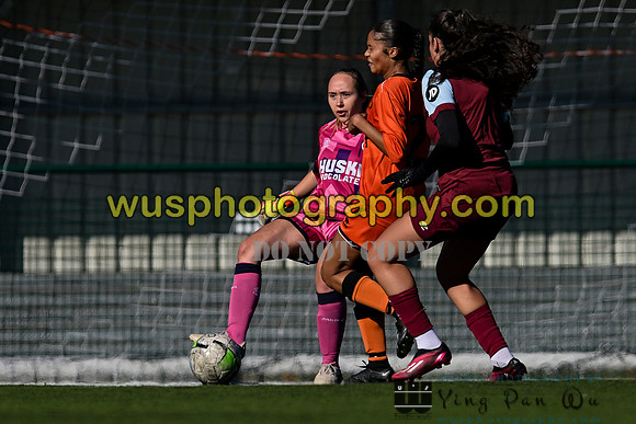 20240928-102827 Millwall Lionesses U18 v West Ham United Development U18