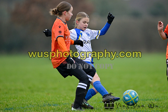 20250118-104049 Haywards Heath Town Youth FC Girls U12 v Whiteley Wanderers FC Girls U12 Kites