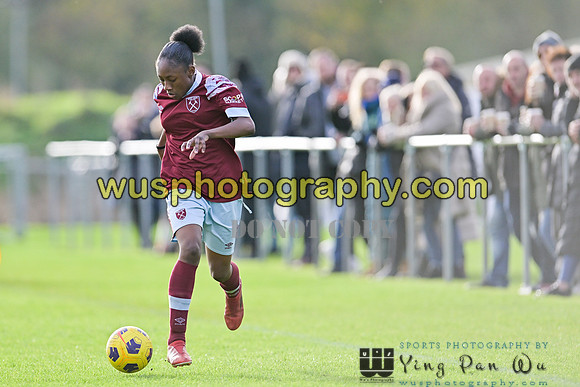 20221119-105657G Tottenham Hotspur Women FC Academy U15 v West Ham United Academy Girls U15