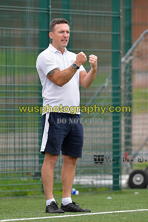 20210925-122240 London Bees Academy U16 v Corfe Mullen United Juniors FC Girls U16