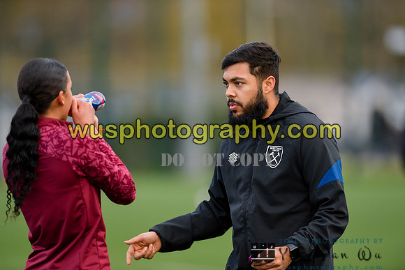 20211211-103049 West Ham United Academy Girls U16 v London Bees Academy U16
